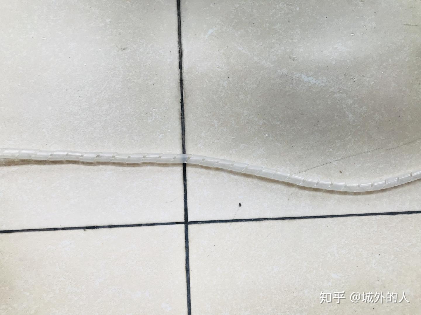 用缠绕管整理线束